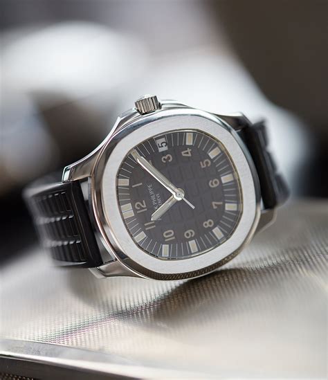 patek philippe aquanaut 5065a price|patek aquanaut steel strap.